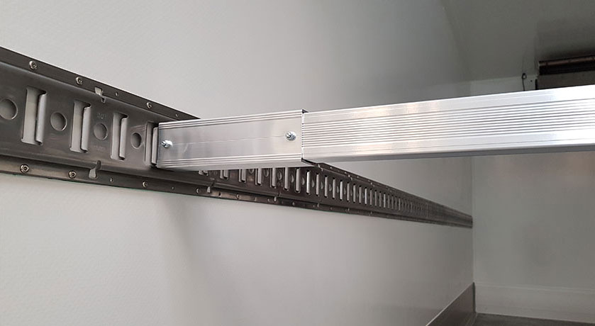 Zurrschienen Teleskopstangen